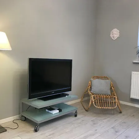 B21a Apartment *